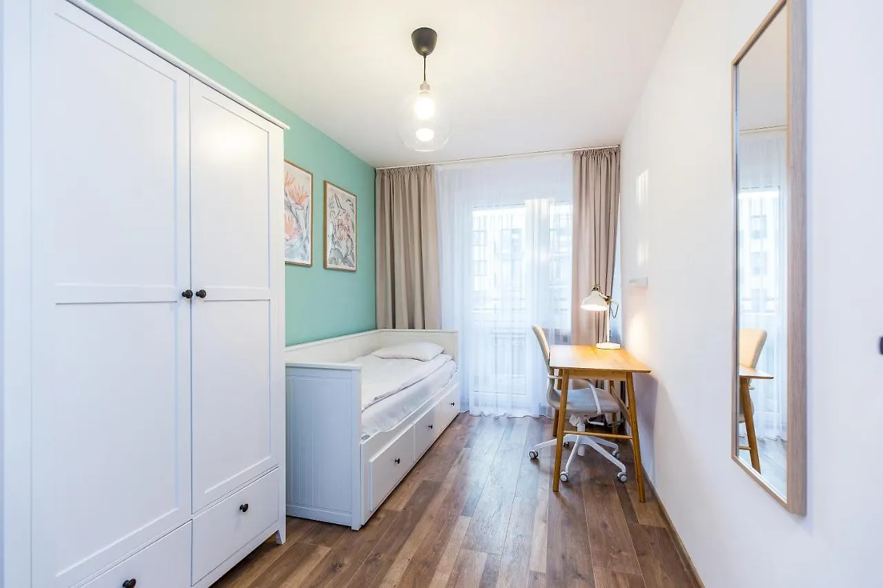 Spacious Modern Apartment - Wielicka - Bonarka Krakow